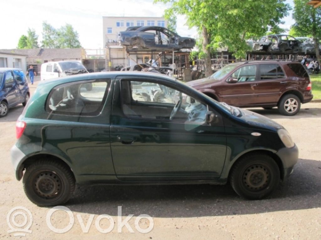 Yaris Yaris  8942216010