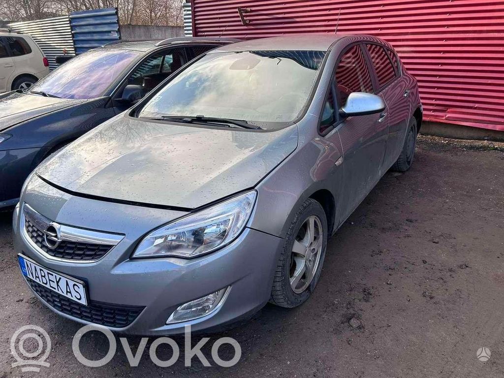Astra J Astra  13354838