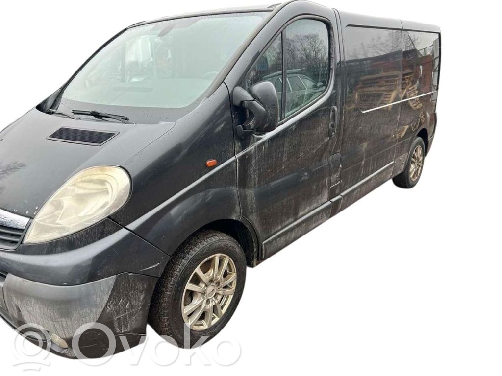 Vivaro Vivaro  8200417006