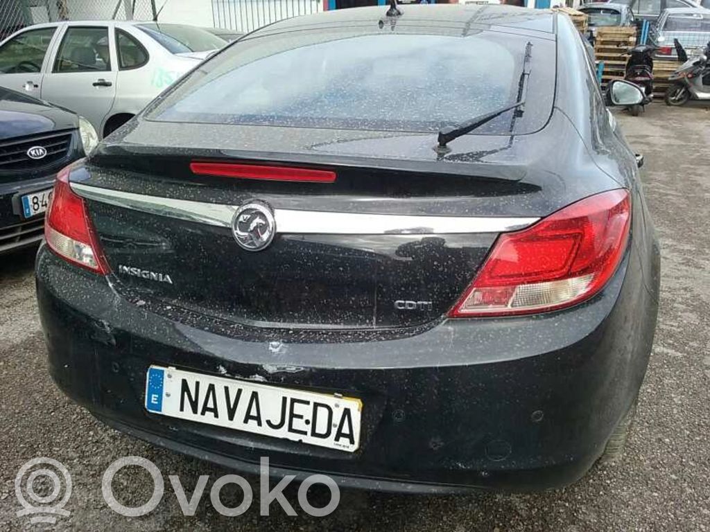 Insignia A Insignia  13237356