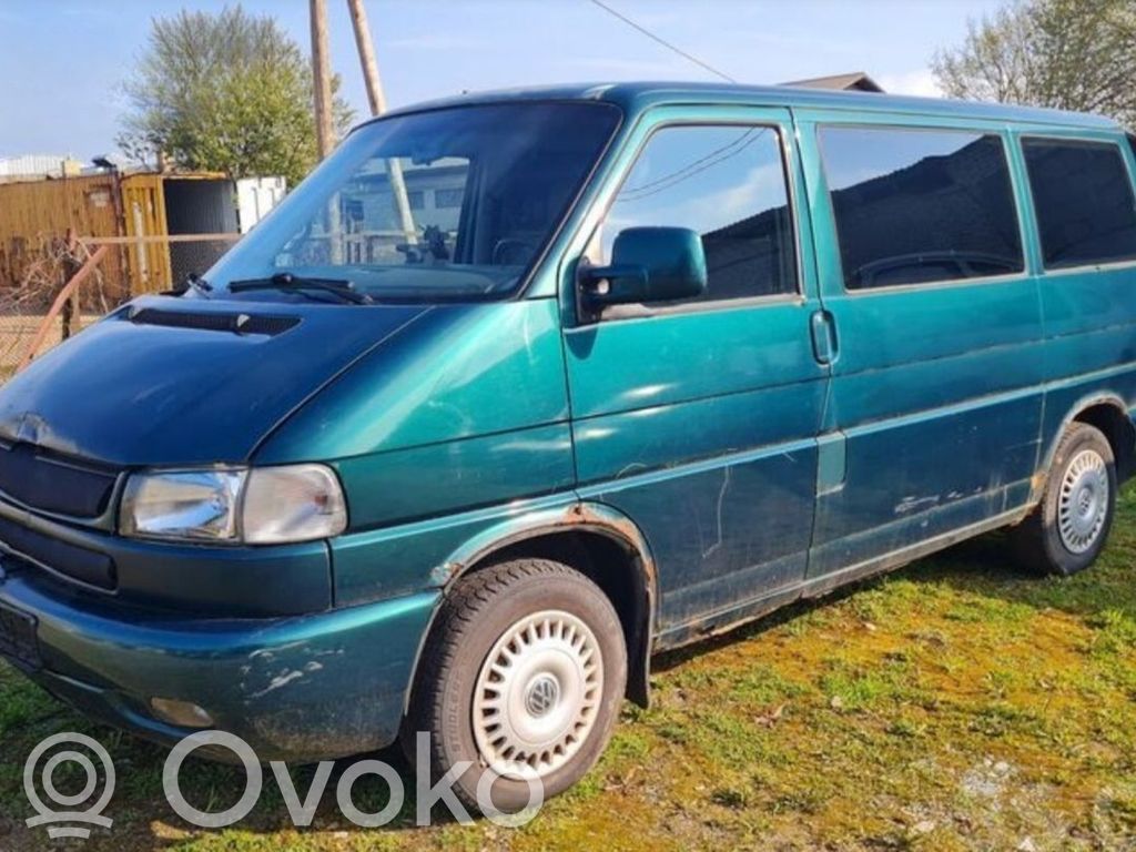 Transporter - Caravelle T4 Transporter/Caravelle  05344