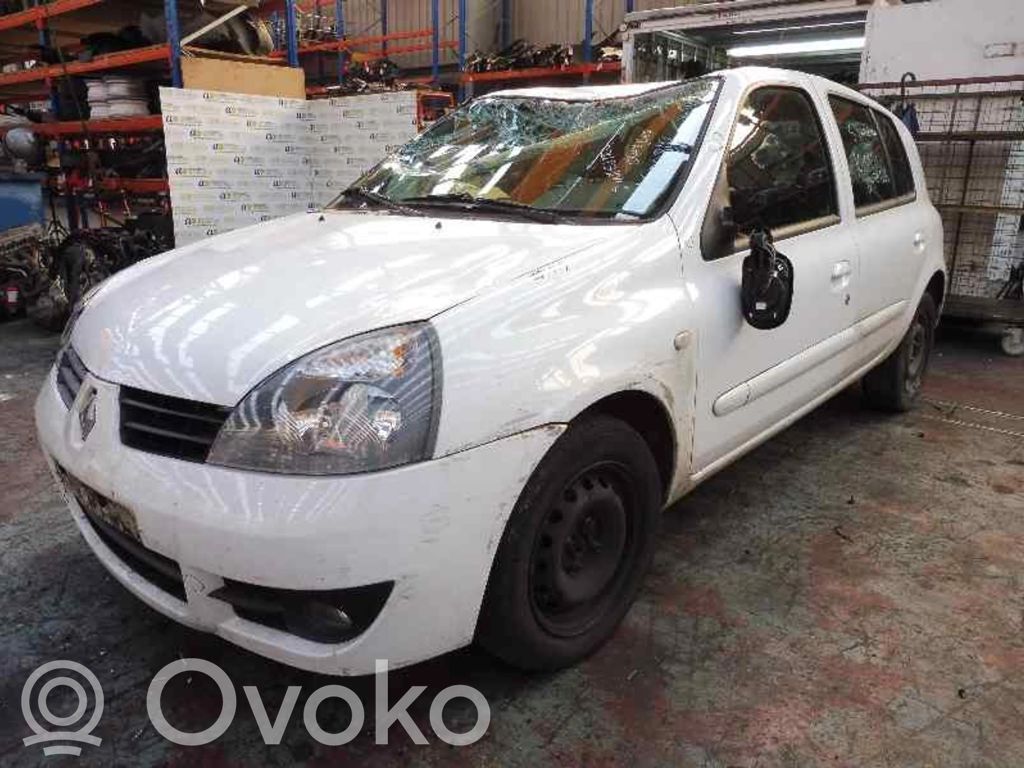 Clio III Clio  8200660044A