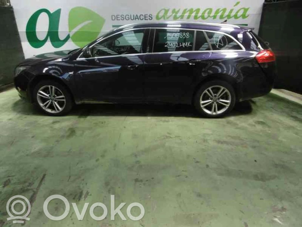 Insignia A Insignia  55572065