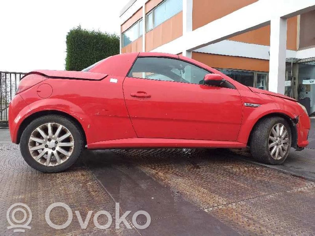 Tigra B Tigra  13182319