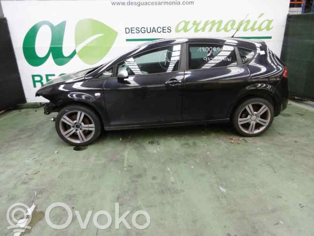 Leon (1P) Leon  03G906088K
