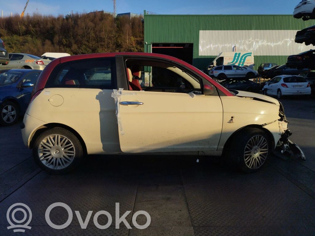 Ypsilon Ypsilon  735360607