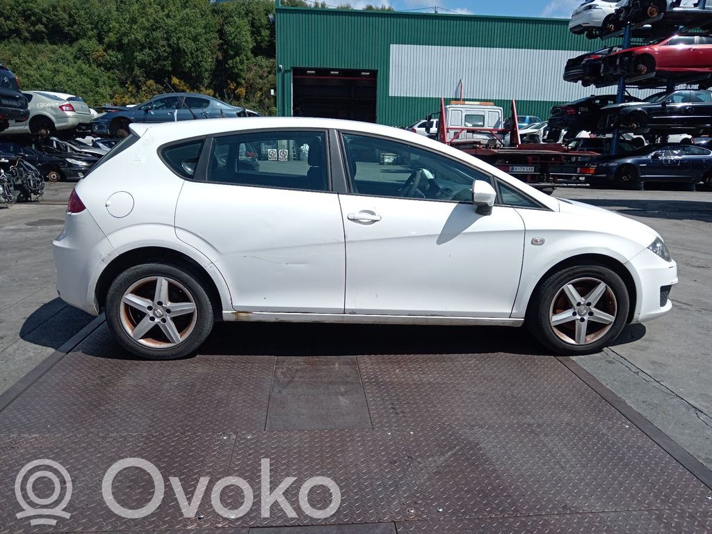Leon (1P) Leon  03G906021SH