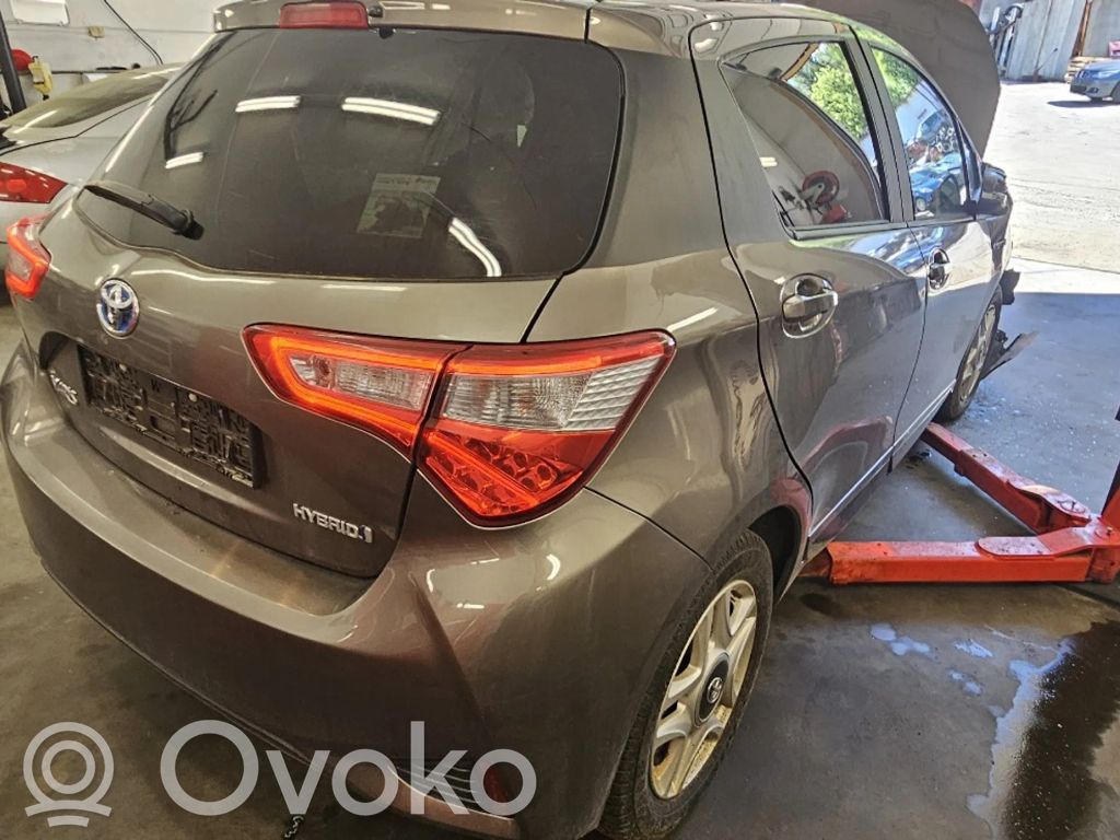 Yaris Yaris  03350887081