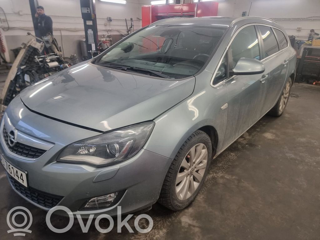 Astra J Astra  13301547