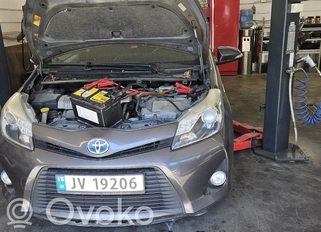 Yaris Yaris  896610DC00