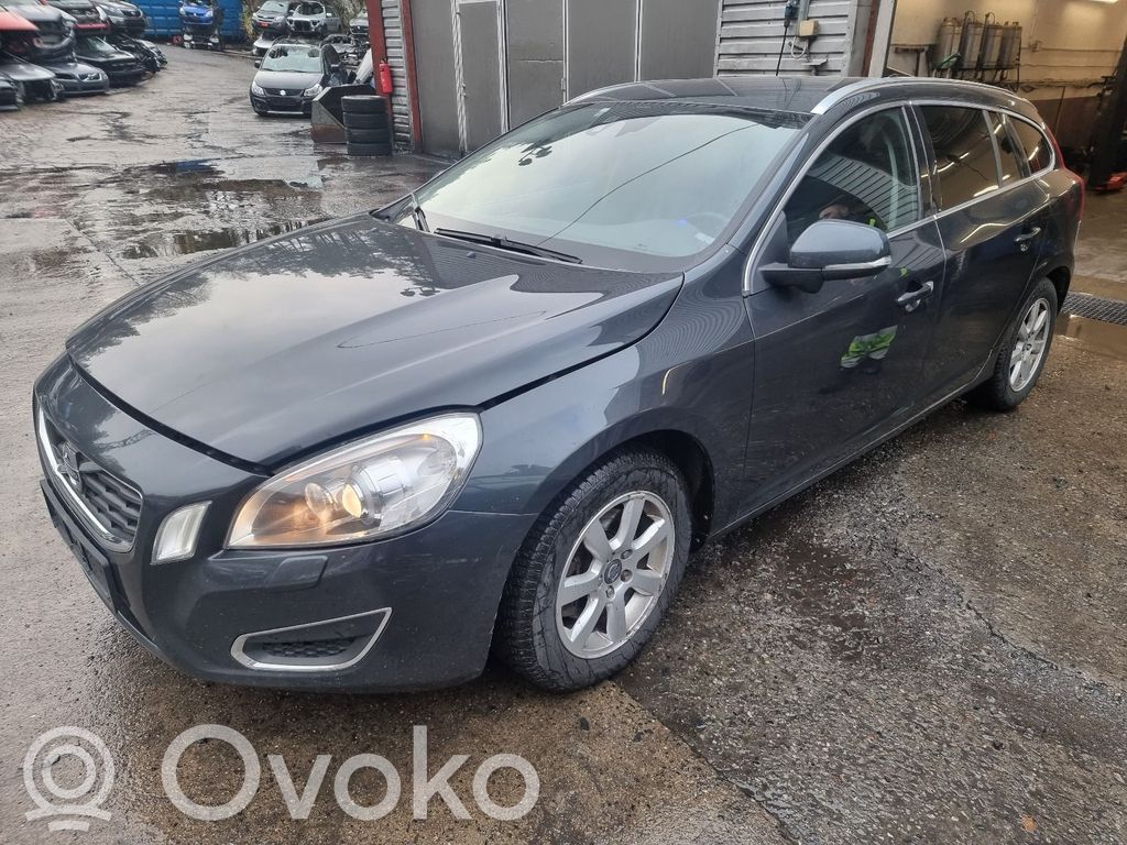V60 V60, V60 Cross Country