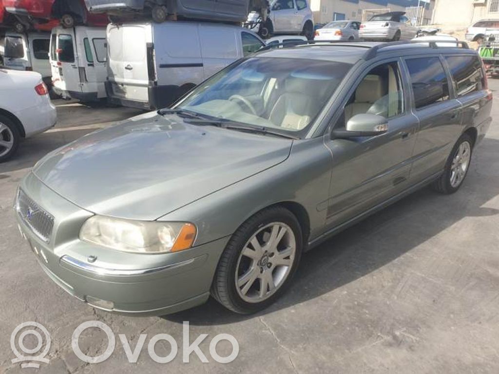 V70 S70, V70, V70 XC  39985808