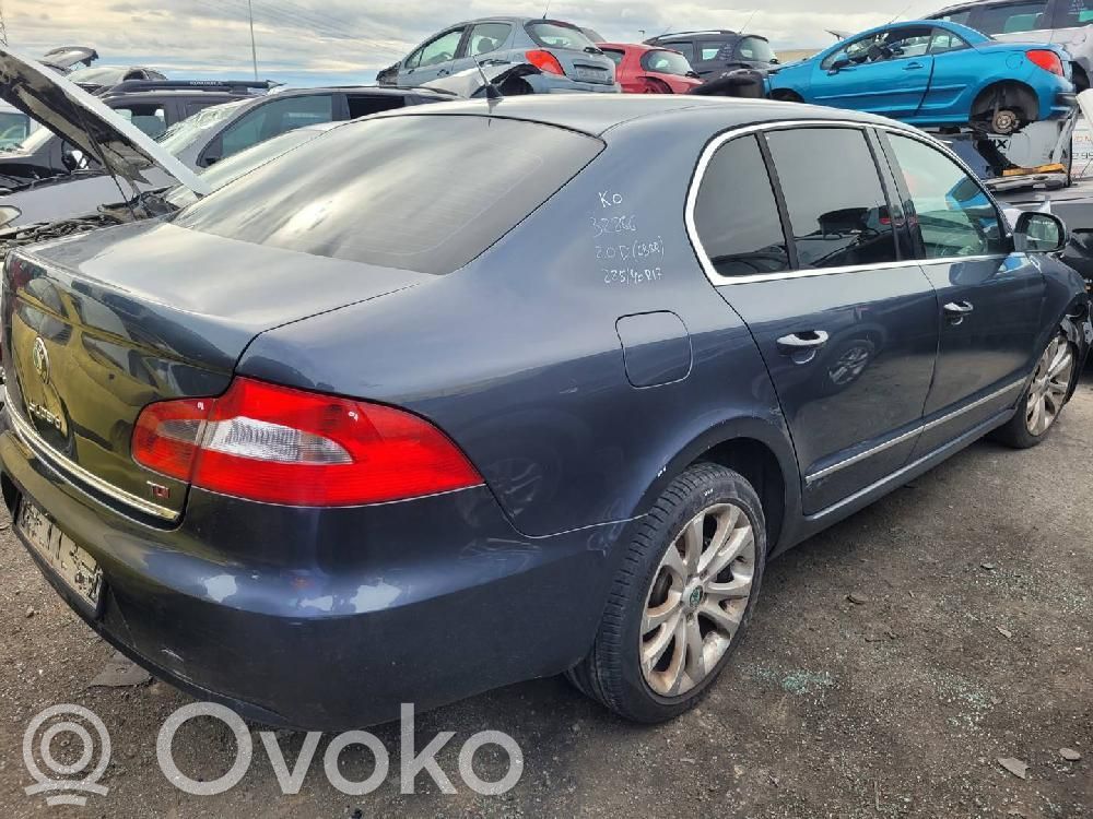 Superb B6 (3T) Superb  ZSB0409053P