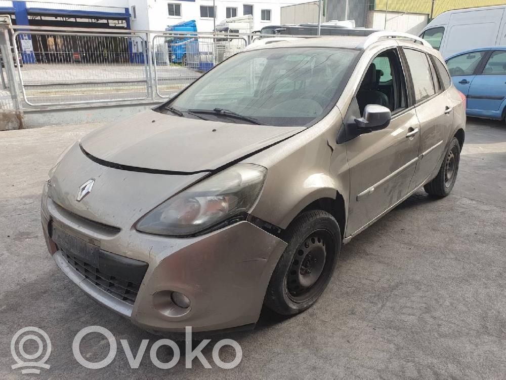 Clio III Clio  8200734400