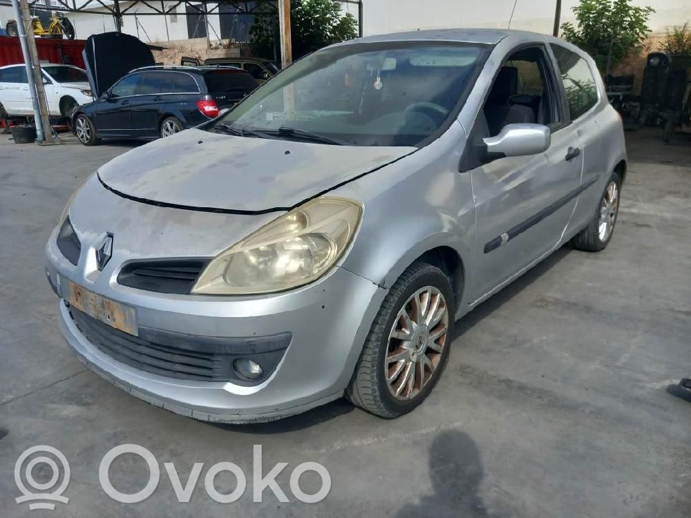 Clio III Clio  215854126B