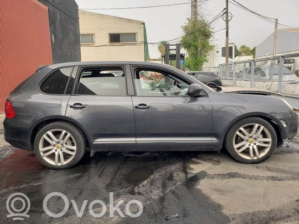 Cayenne (9PA) Cayenne  7L5837113A