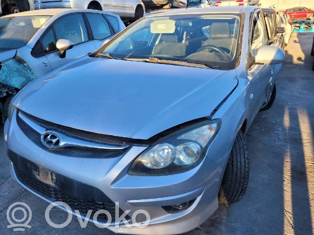 i30 i30  0281017213