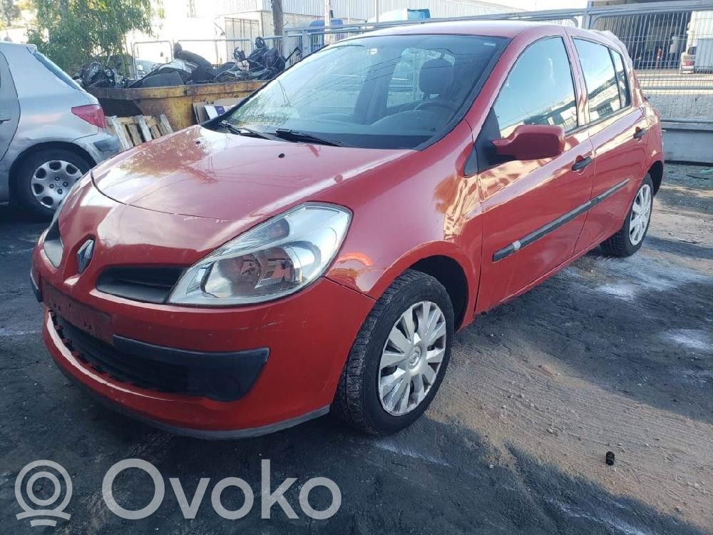 Clio III Clio  8200124408B