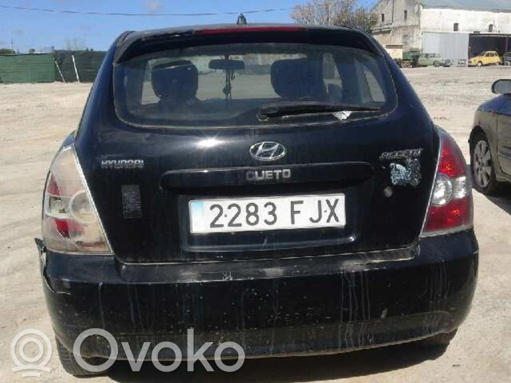Accent Accent  898201E030