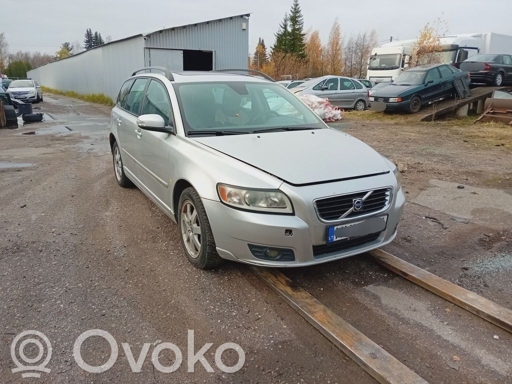 V50 V50  405029