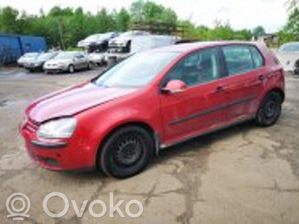 Golf V Golf  0261S02008