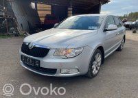 Superb B6 (3T) Superb  0281014111