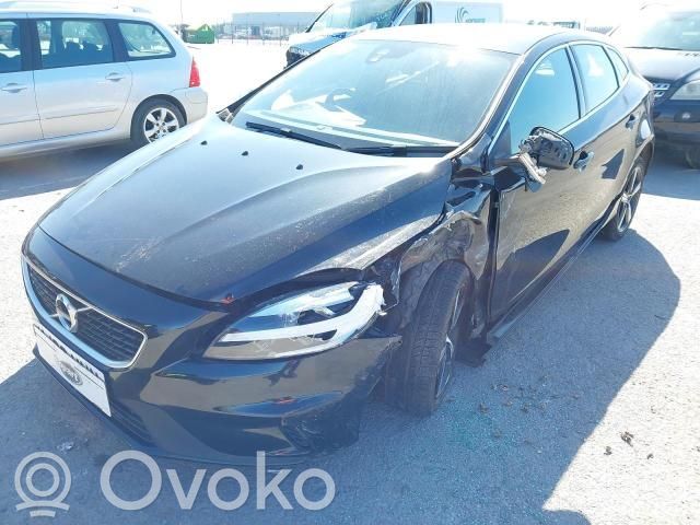 V40 S40, V40  31431777