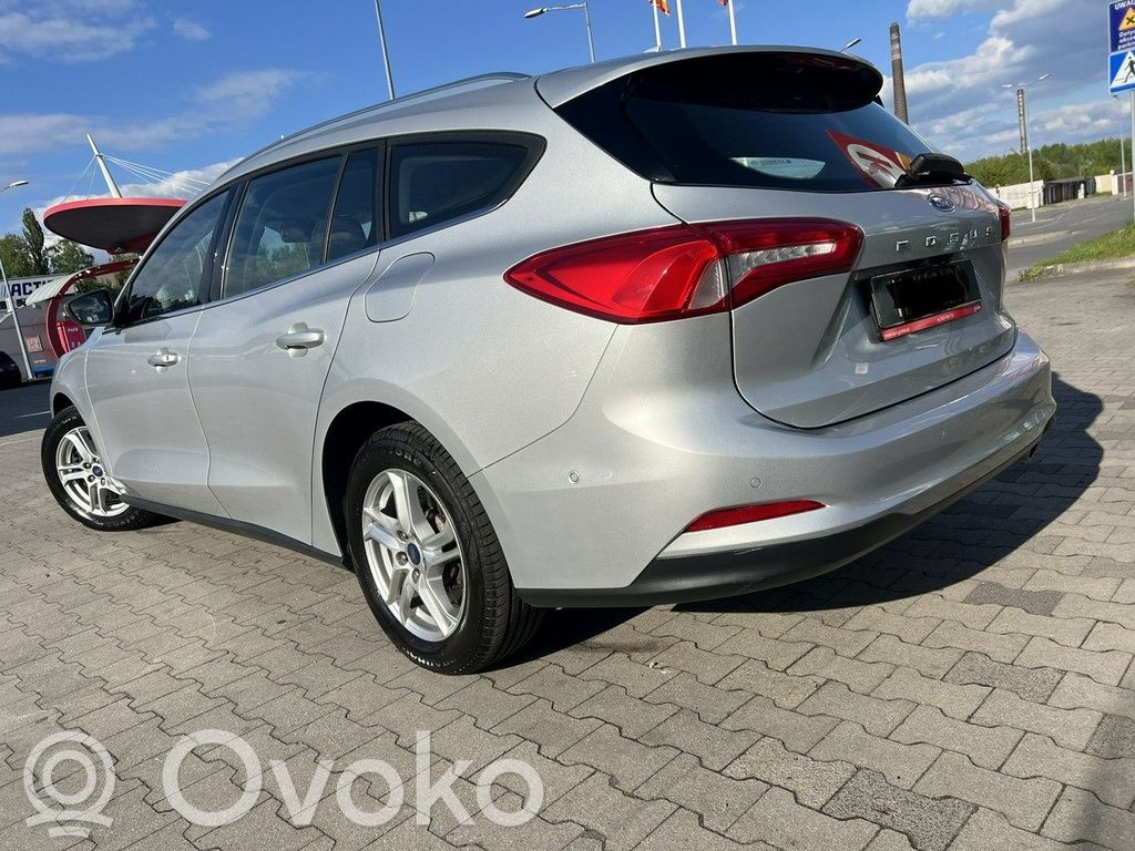 Focus Focus  H1BC3F880