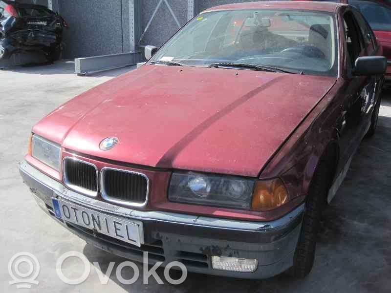3 E30 Series 3  1387916