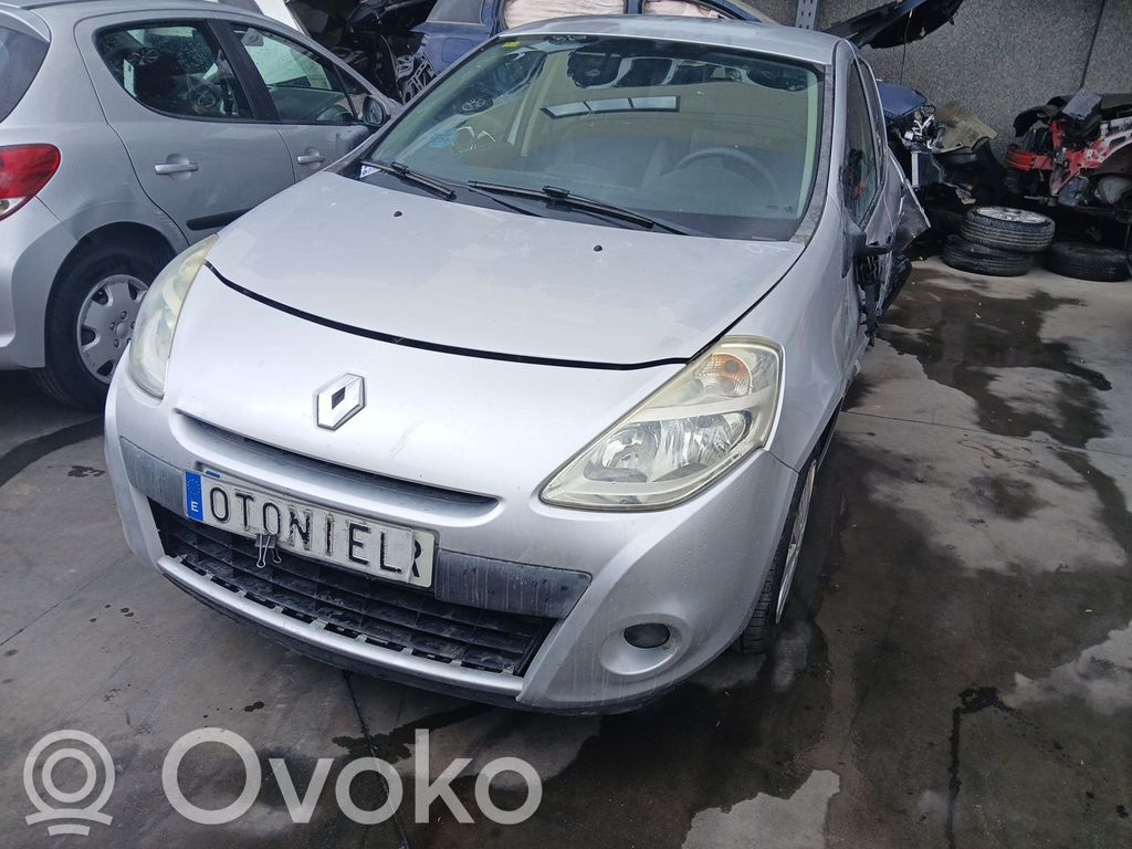 Clio III Clio  S120200105A