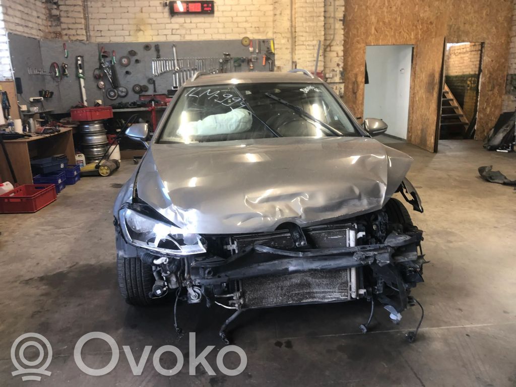 Golf VII Golf  04E906262A