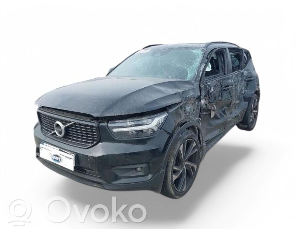 XC40 XC40  B4204T47