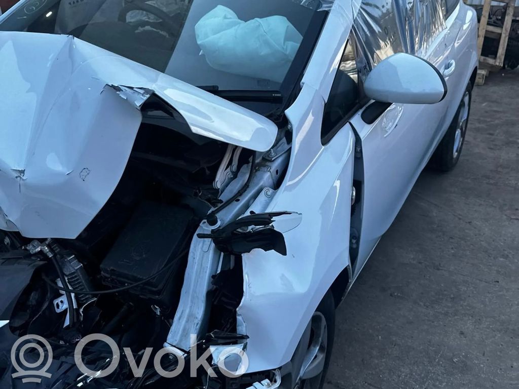 Corsa E Corsa  13489938