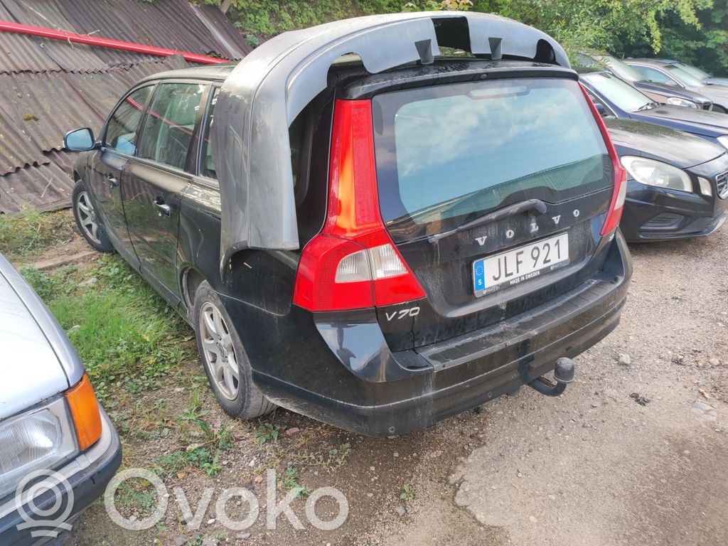 V70 S70, V70, V70 XC  6948180