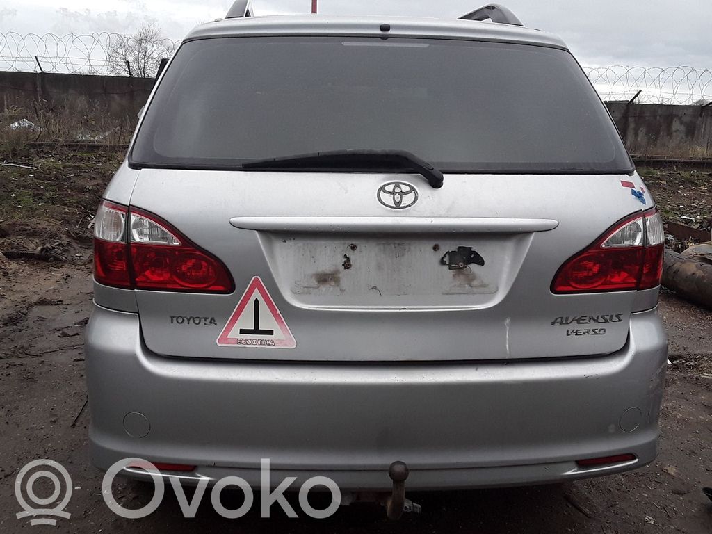 Avensis Verso Avensis Verso  8404044030