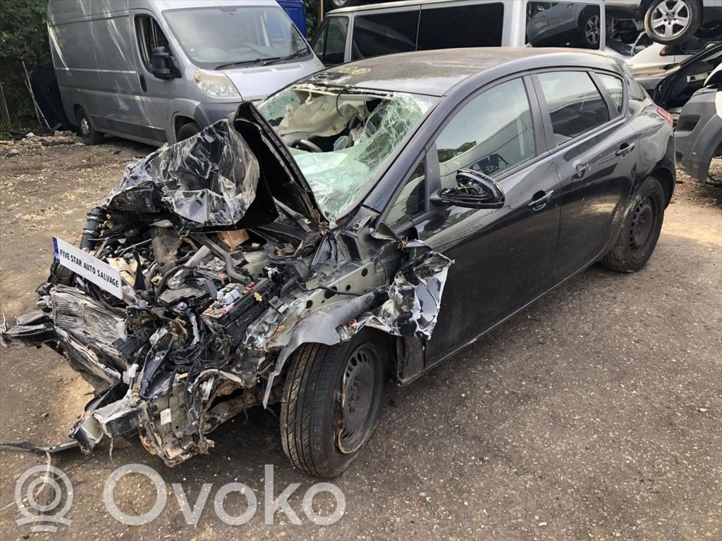 Astra J Astra  13367897
