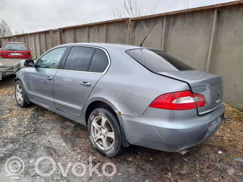 Superb B6 (3T) Superb  3T0907044AL