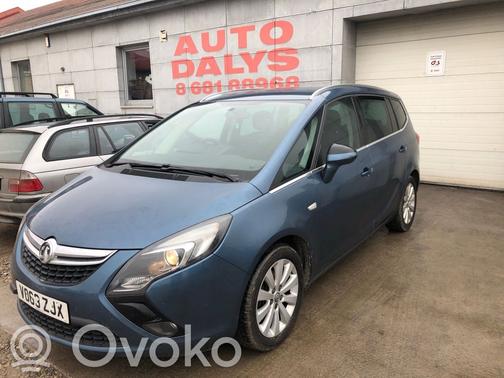 Zafira C Zafira  13579556