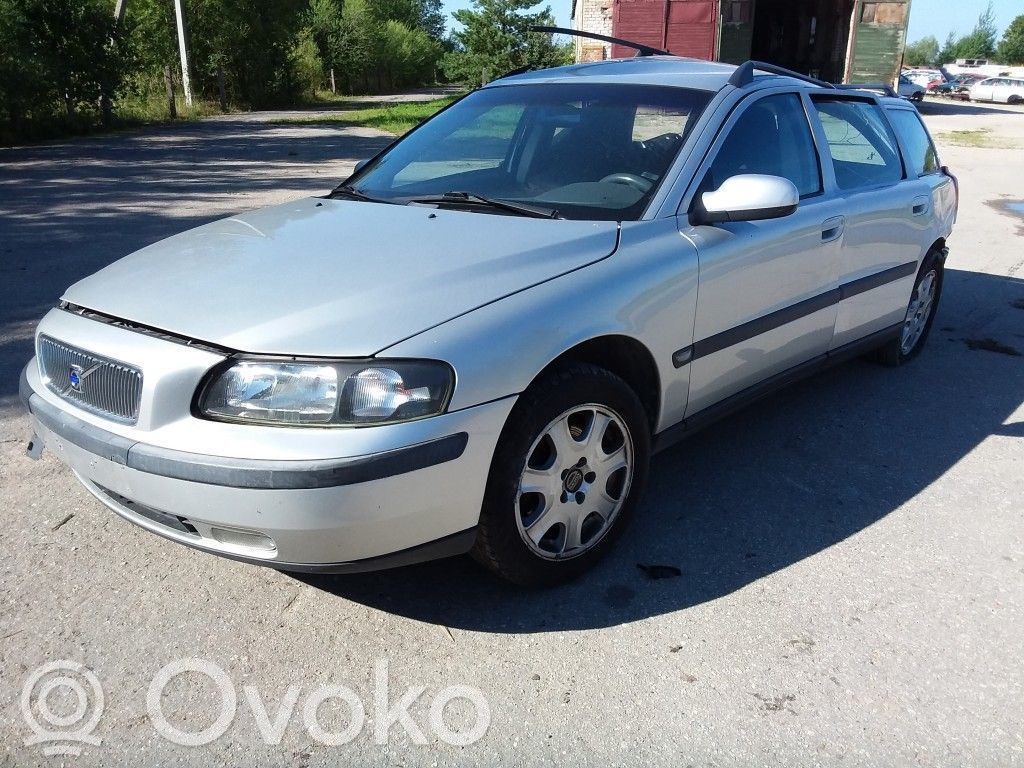 V70 S70, V70, V70 XC  8676286