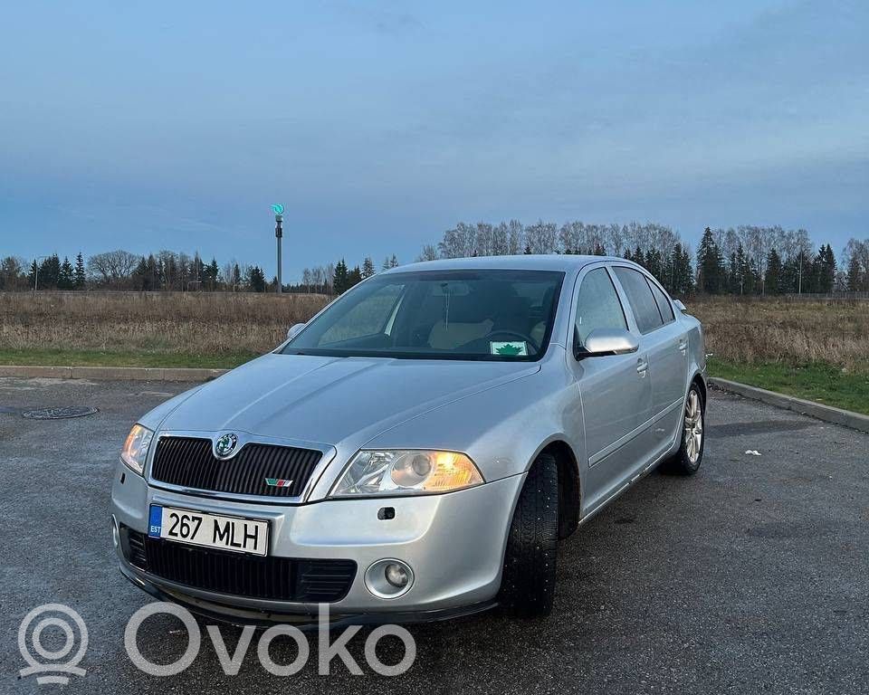 Octavia Mk2 (1Z) Octavia  1Z5827501D