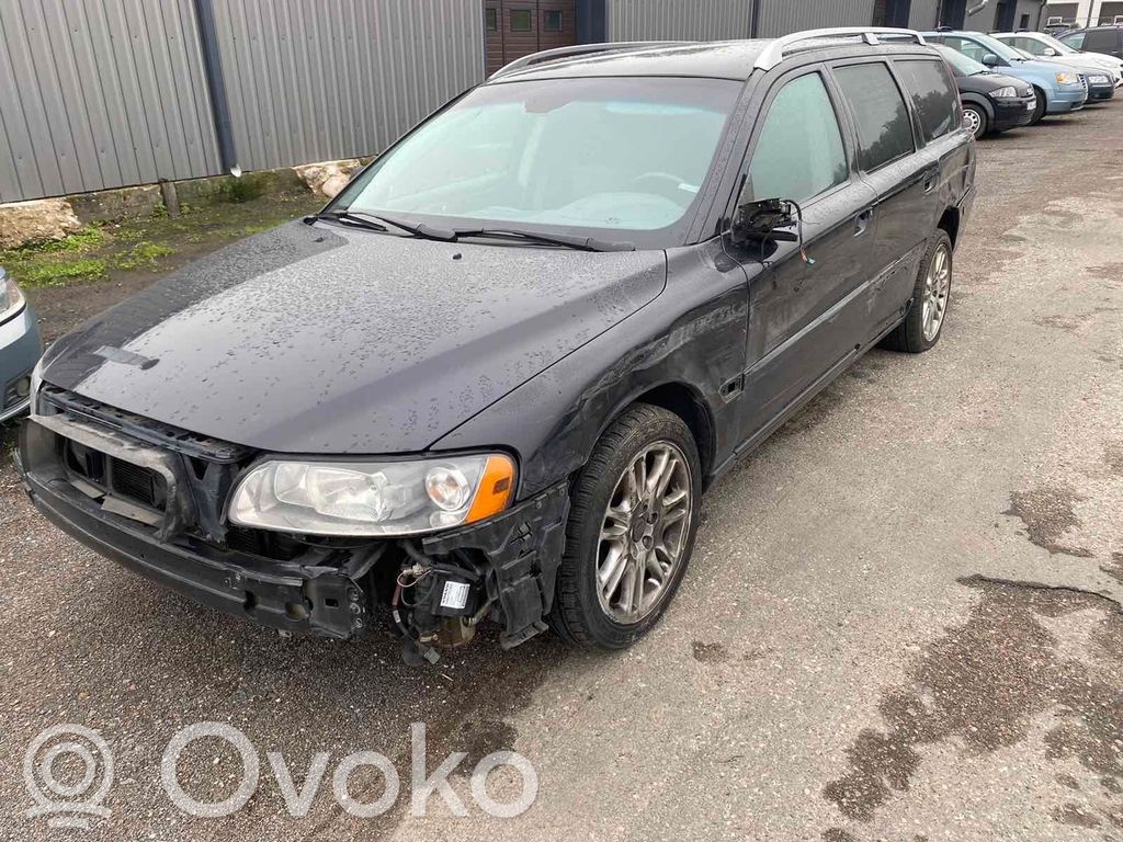 V70 S70, V70, V70 XC  3M5A5L200AB