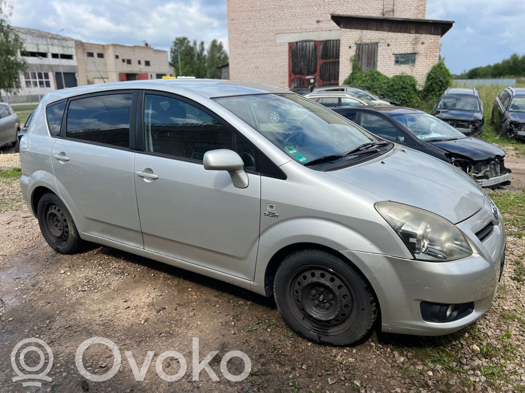 Corolla Verso AR10 Corolla Verso  838000F092