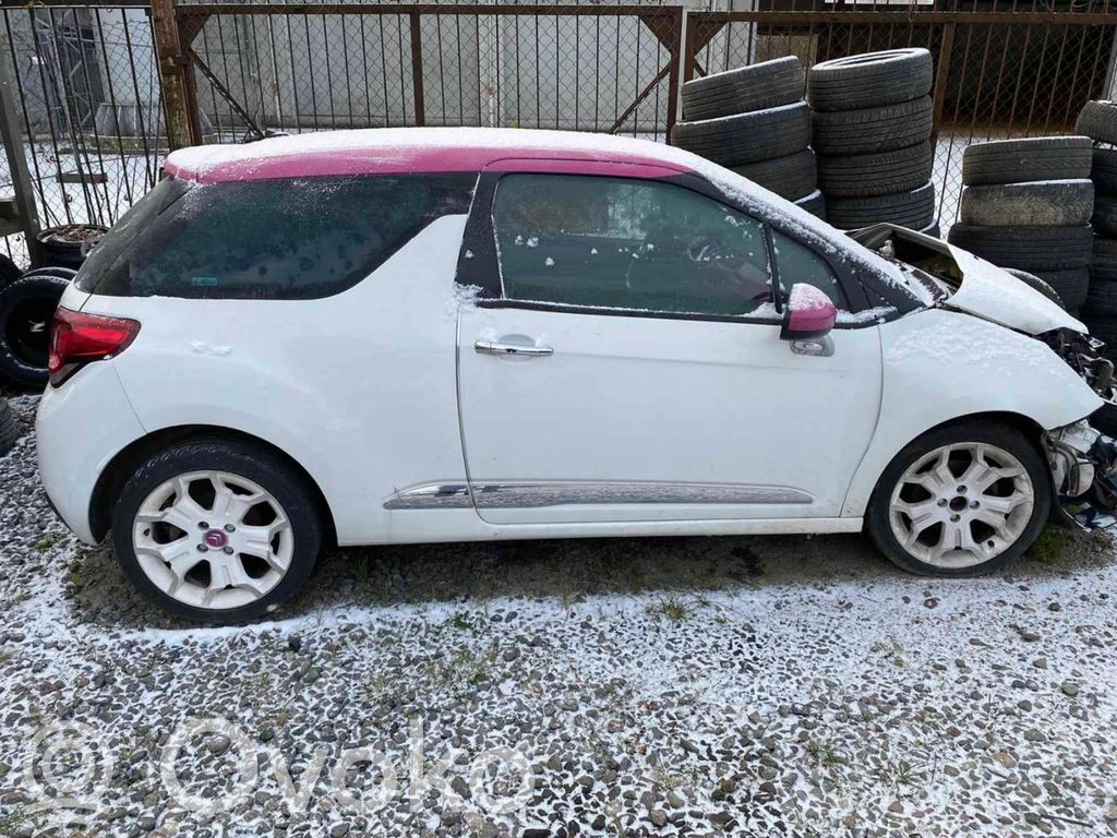 DS3 DS3  9677782977