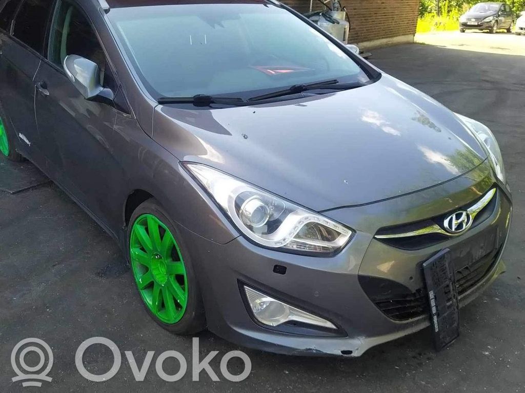 i40 i40  589203Z500