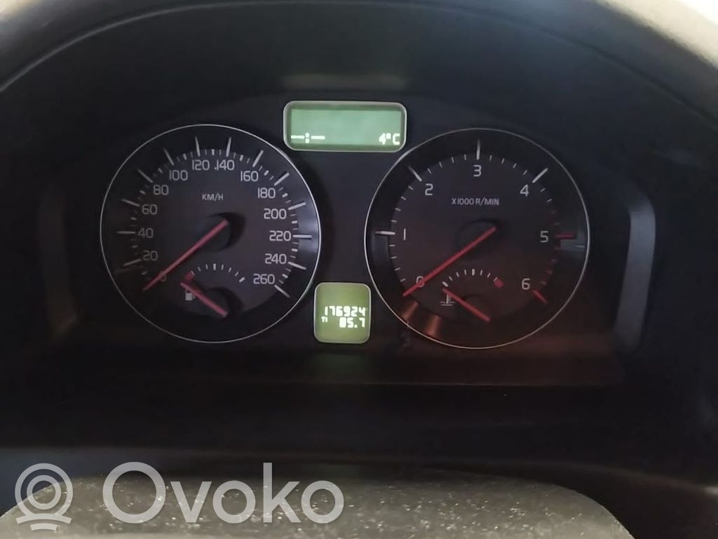 V50 V50  31264914