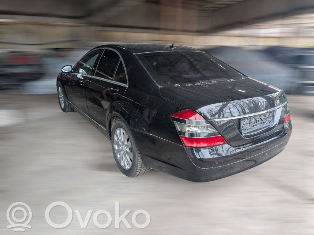 S W221 S-class, AMG (W126, W140, W220, W221, W222)  A2218201889