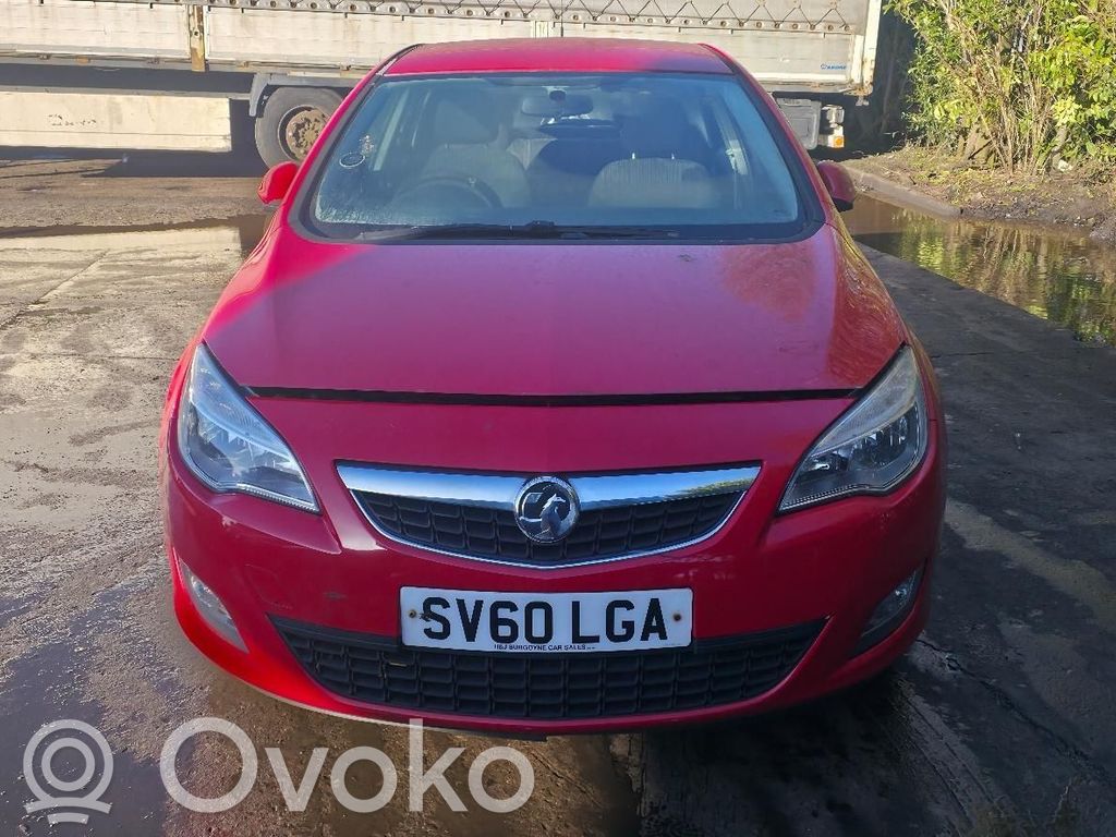 Astra J Astra  13575111