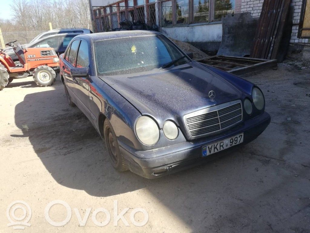 E W210 E-class, AMG (W124, W210, W211, W212, W213, C207, W238)  E10020043