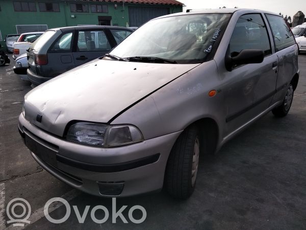 Punto (176) Punto