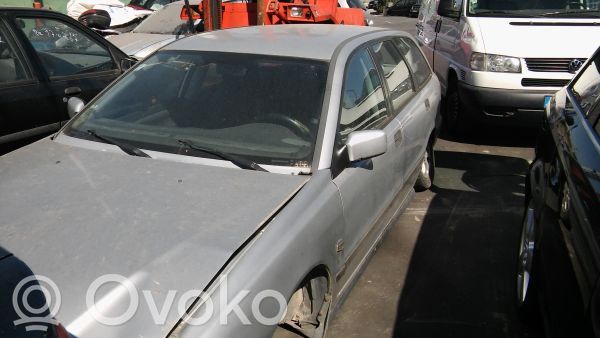 S40, V40 S40, V40